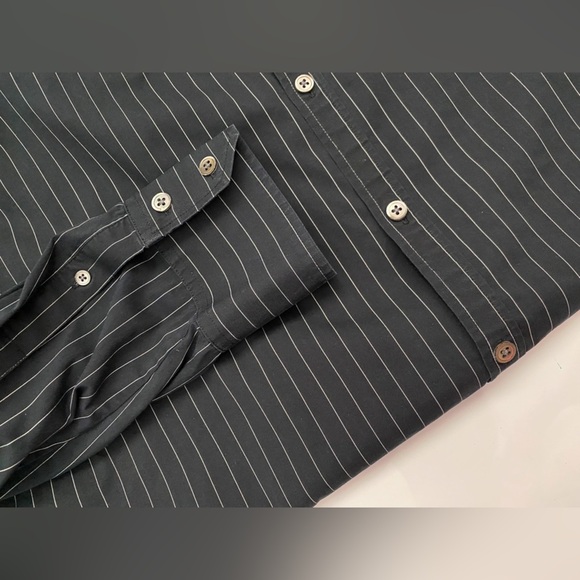 THEORY Men’s Striped Navy Blue Shirt Business Casual Button Down Lightweight XL - Picture 4 of 5